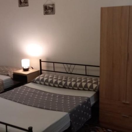 Urpi Rooms Barcellona Esterno foto